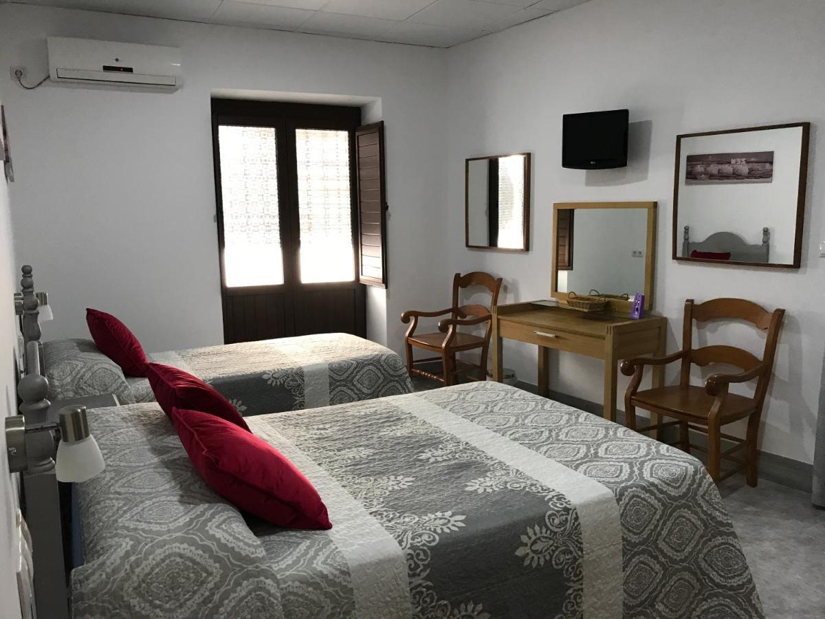 La Casa En El Centro Hotel Ecija Luaran gambar