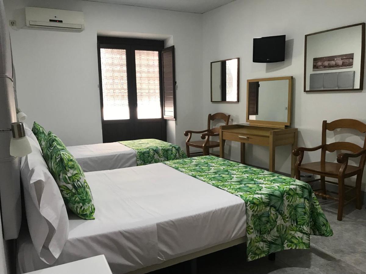 La Casa En El Centro Hotel Ecija Luaran gambar