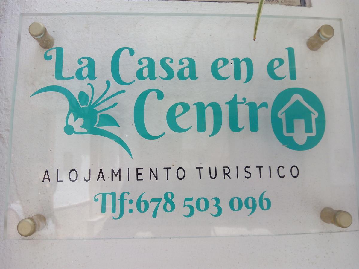 La Casa En El Centro Hotel Ecija Luaran gambar
